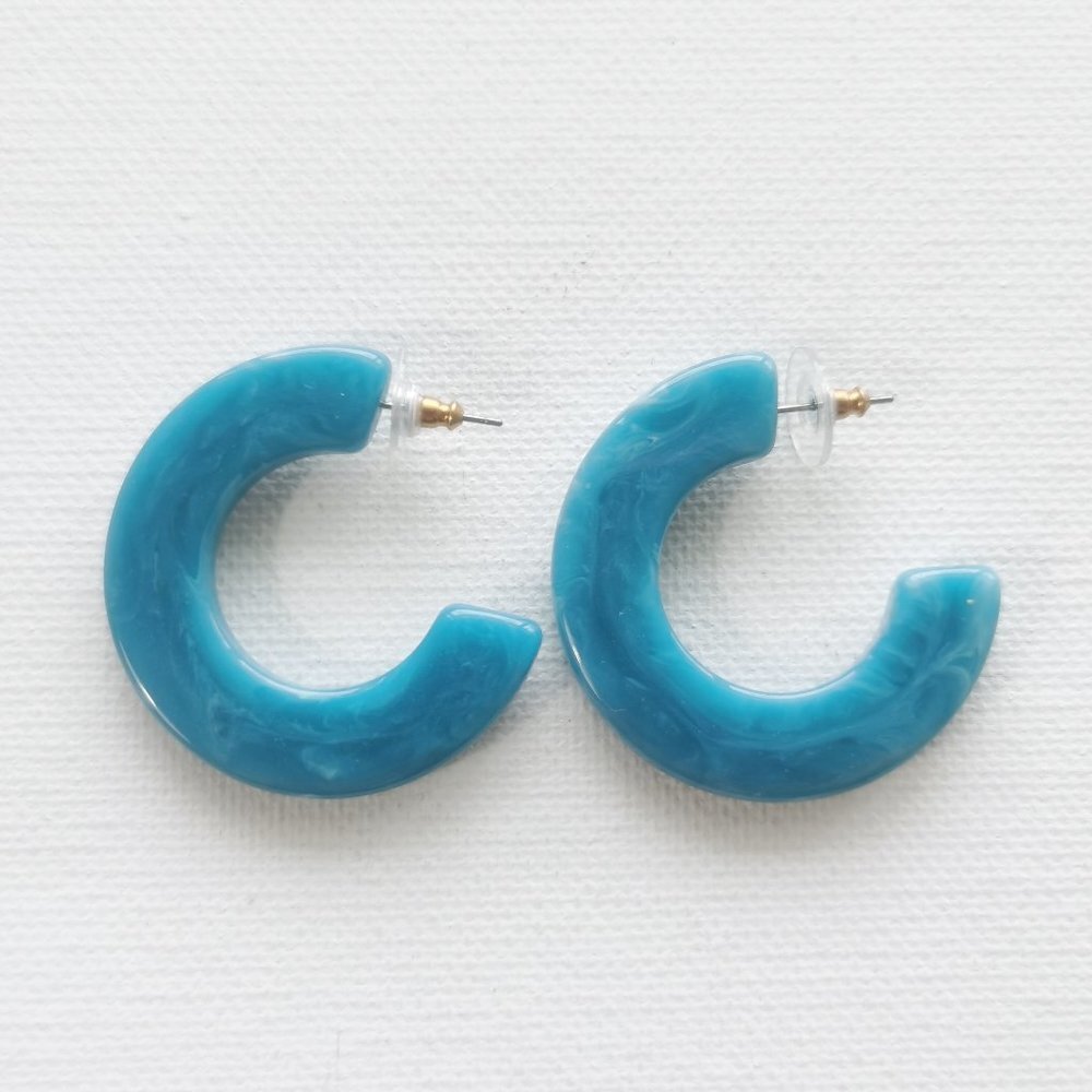 Free People Resin Hoop Earrings